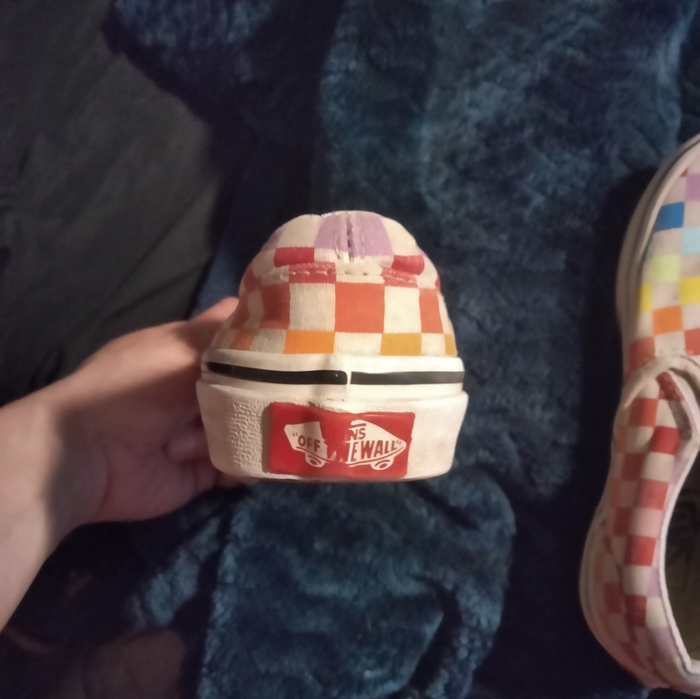 Sneakers - Picture 5 of 5